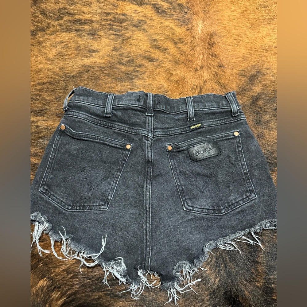 Women’s wrangler black shorts.